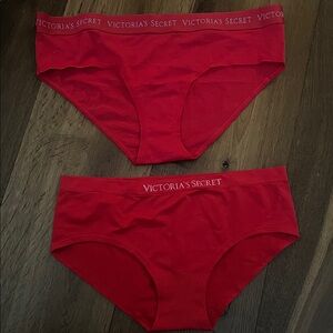 Bundle X 2 Victoria’s Secret Hiphugger/hipster Red Large Panties, brand new with